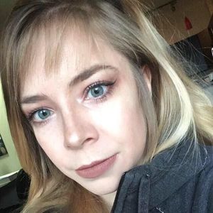 Meet your Posher, Robyn